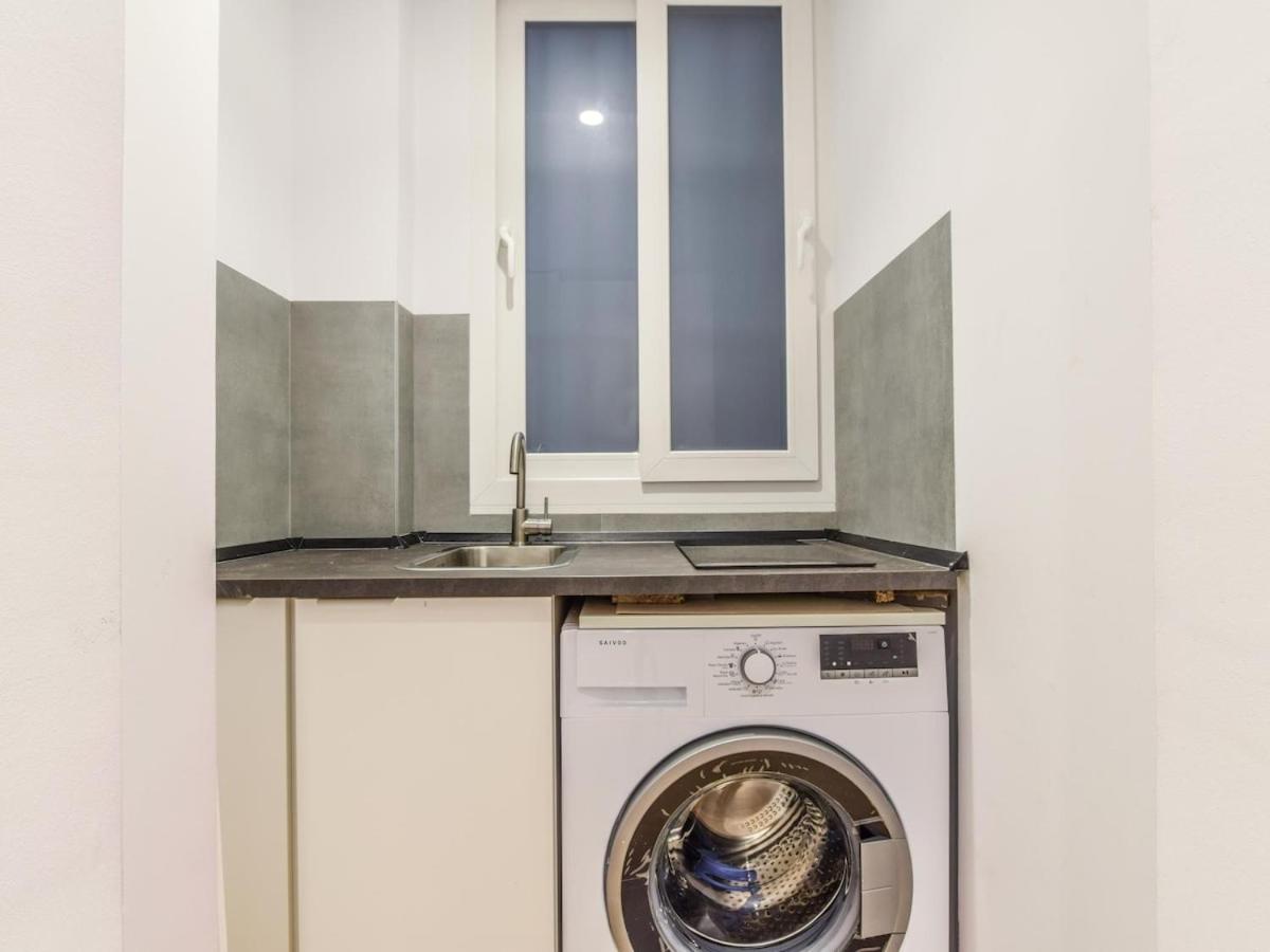 Apartamento En Plaza De Canalejas Apartment Madrid Exterior photo